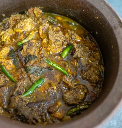Black pepper chicken curry