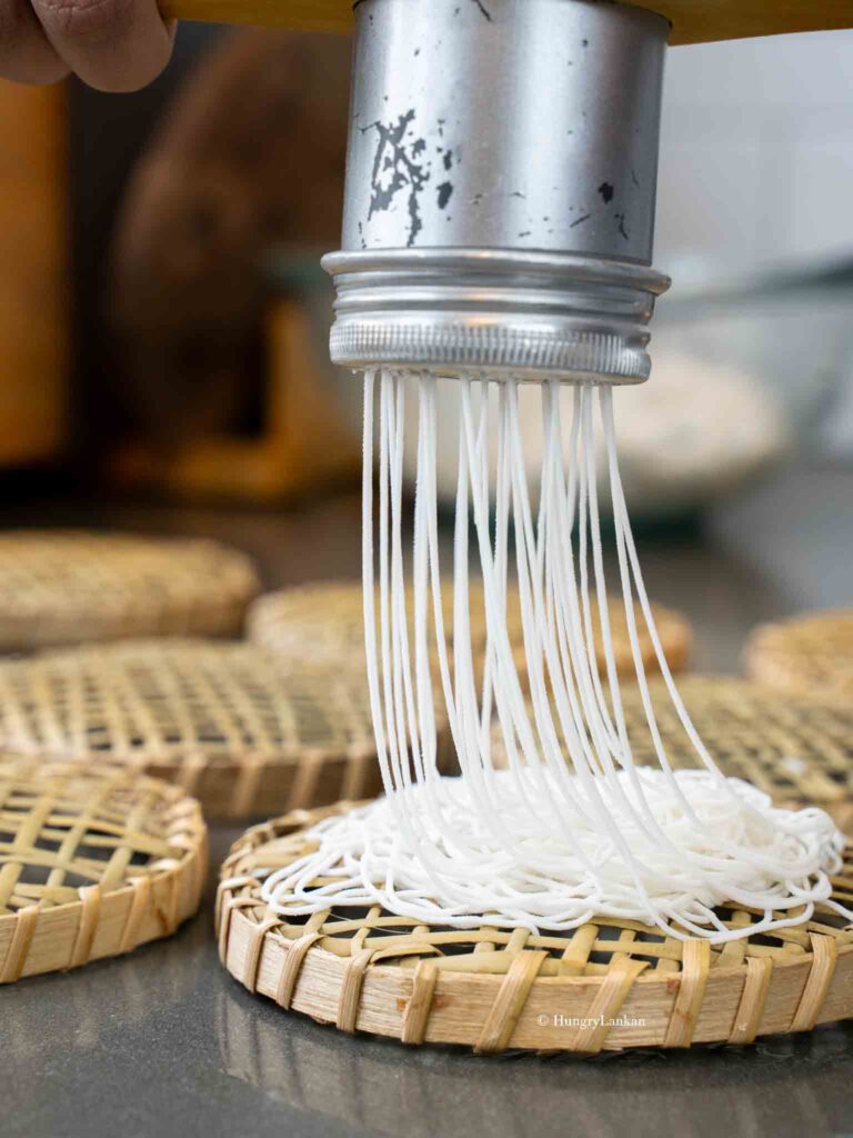 Sri Lankan string hoppers, Idiappa, Idiyappam, nool puttu