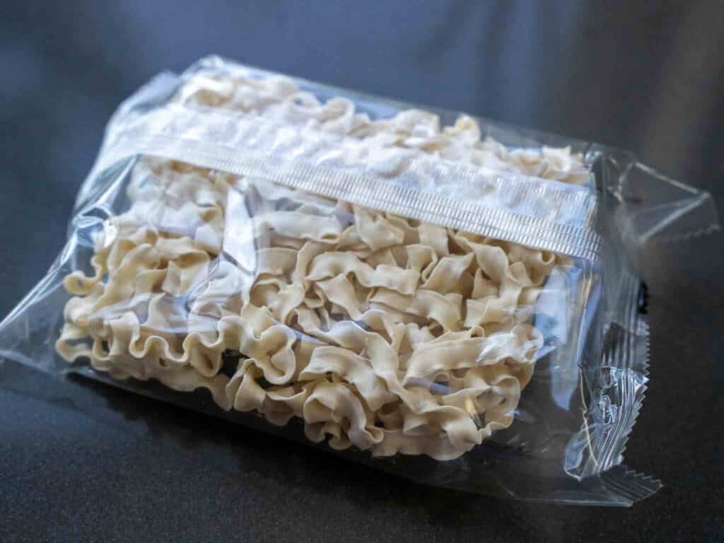 Peanut butter chili oil noodles